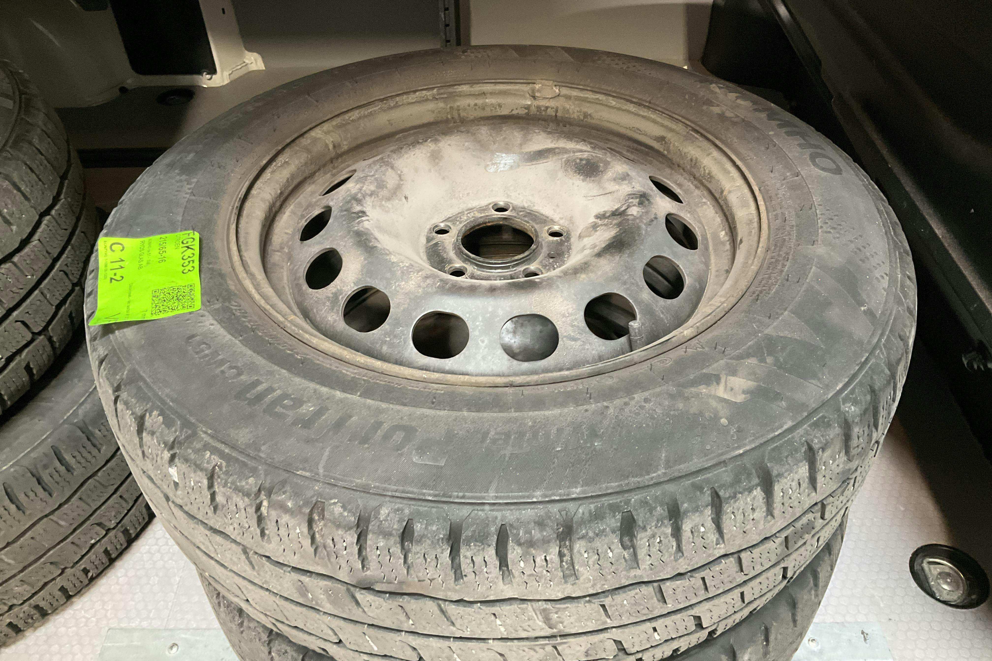 Vehicle Image 14