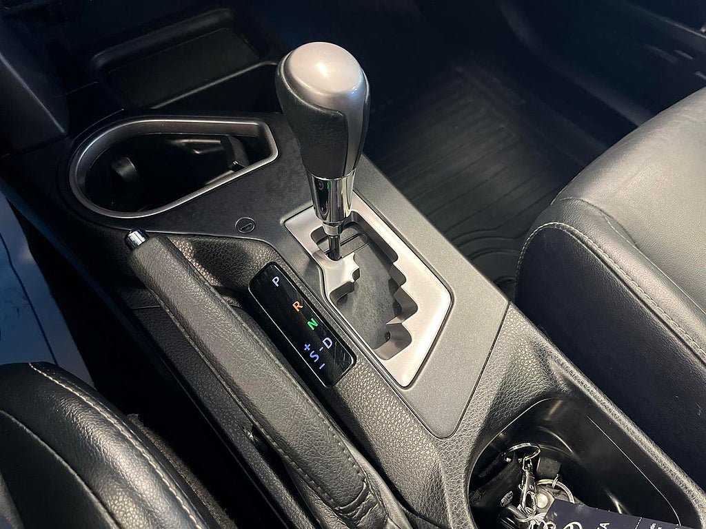Vehicle Image 17