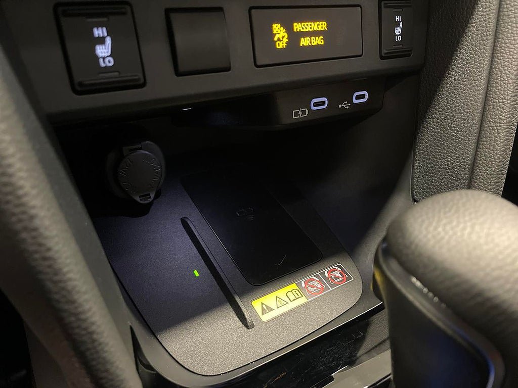 Vehicle Image 19