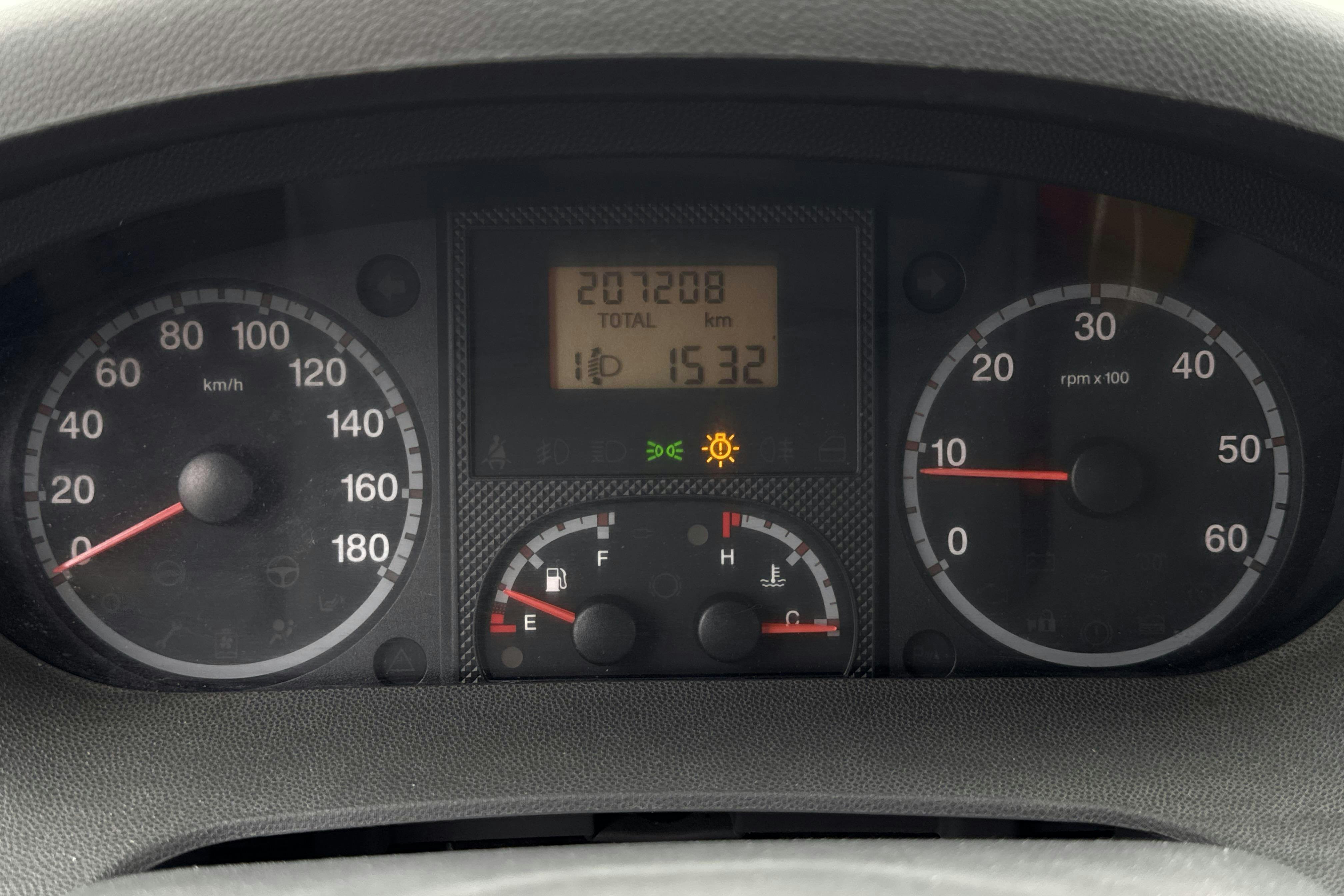 Vehicle Image 11