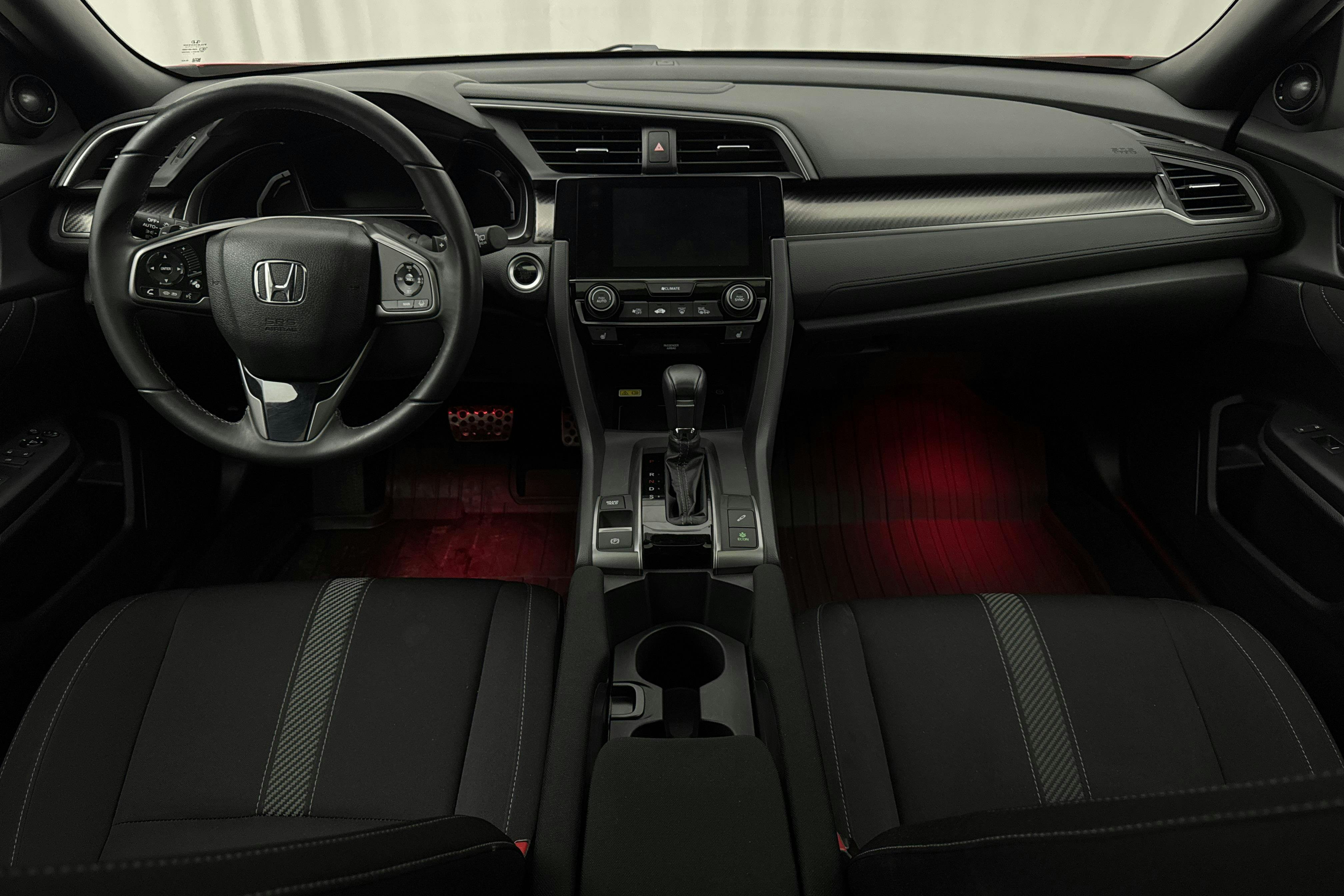 Vehicle Image 6