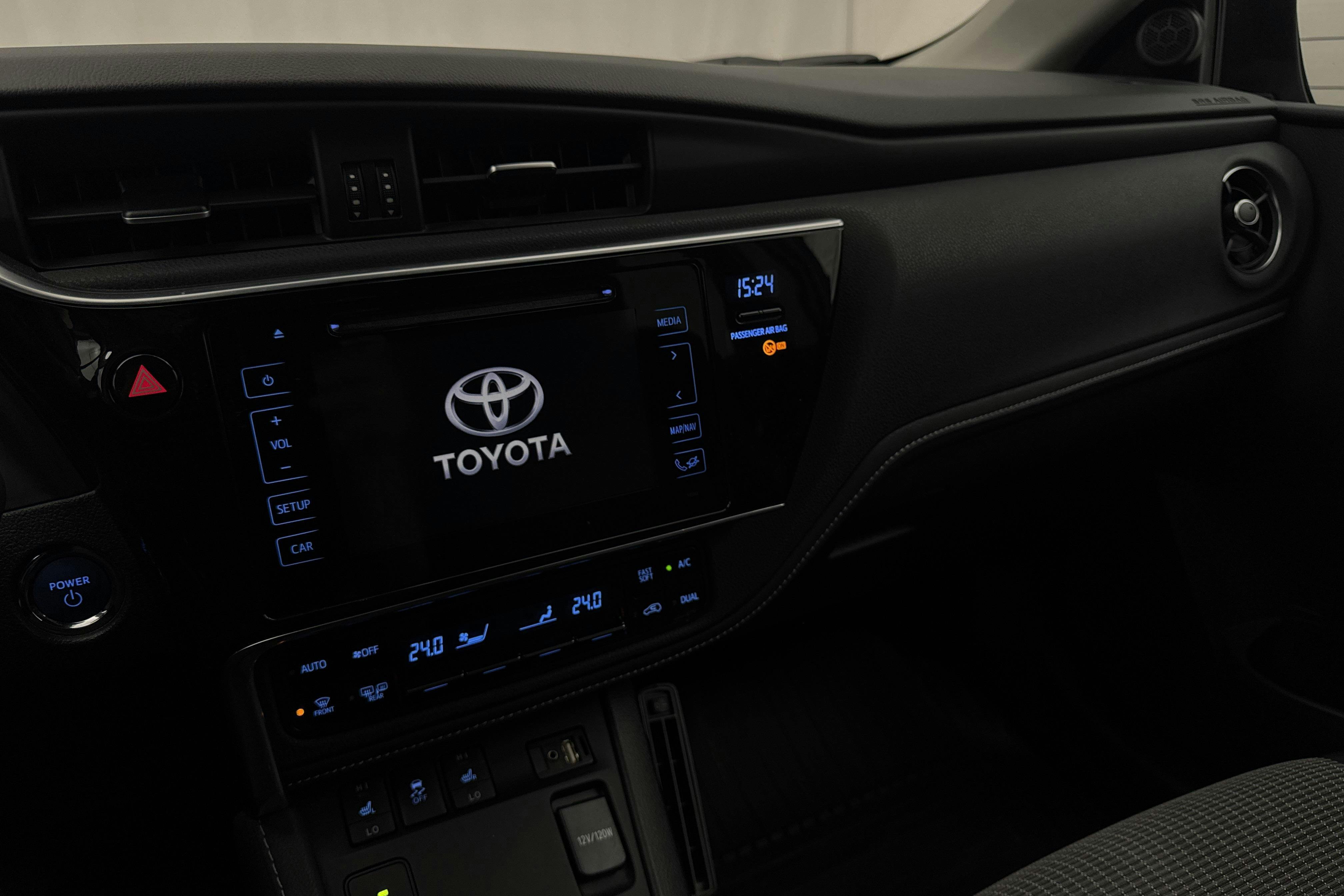 Vehicle Image 13