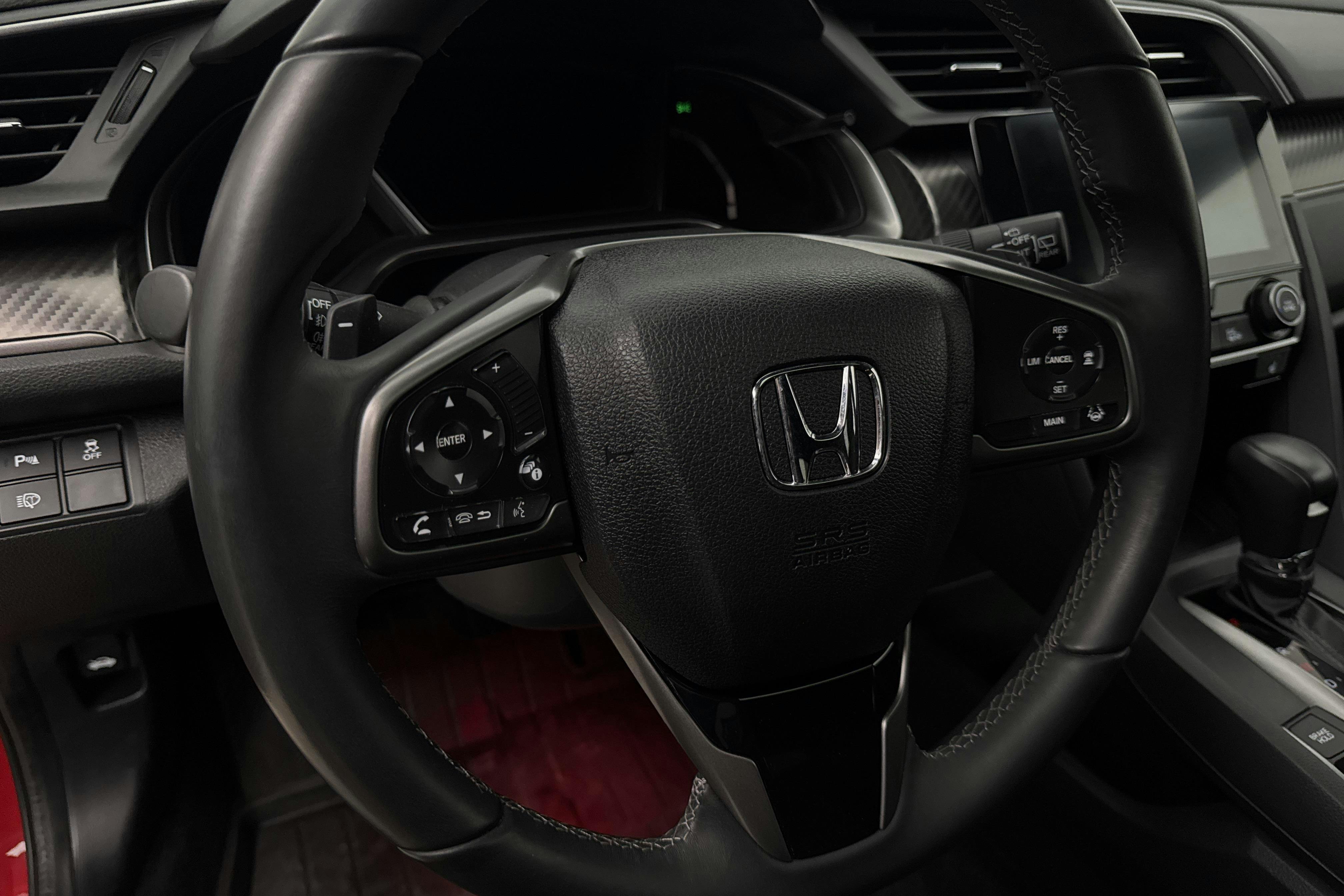 Vehicle Image 16