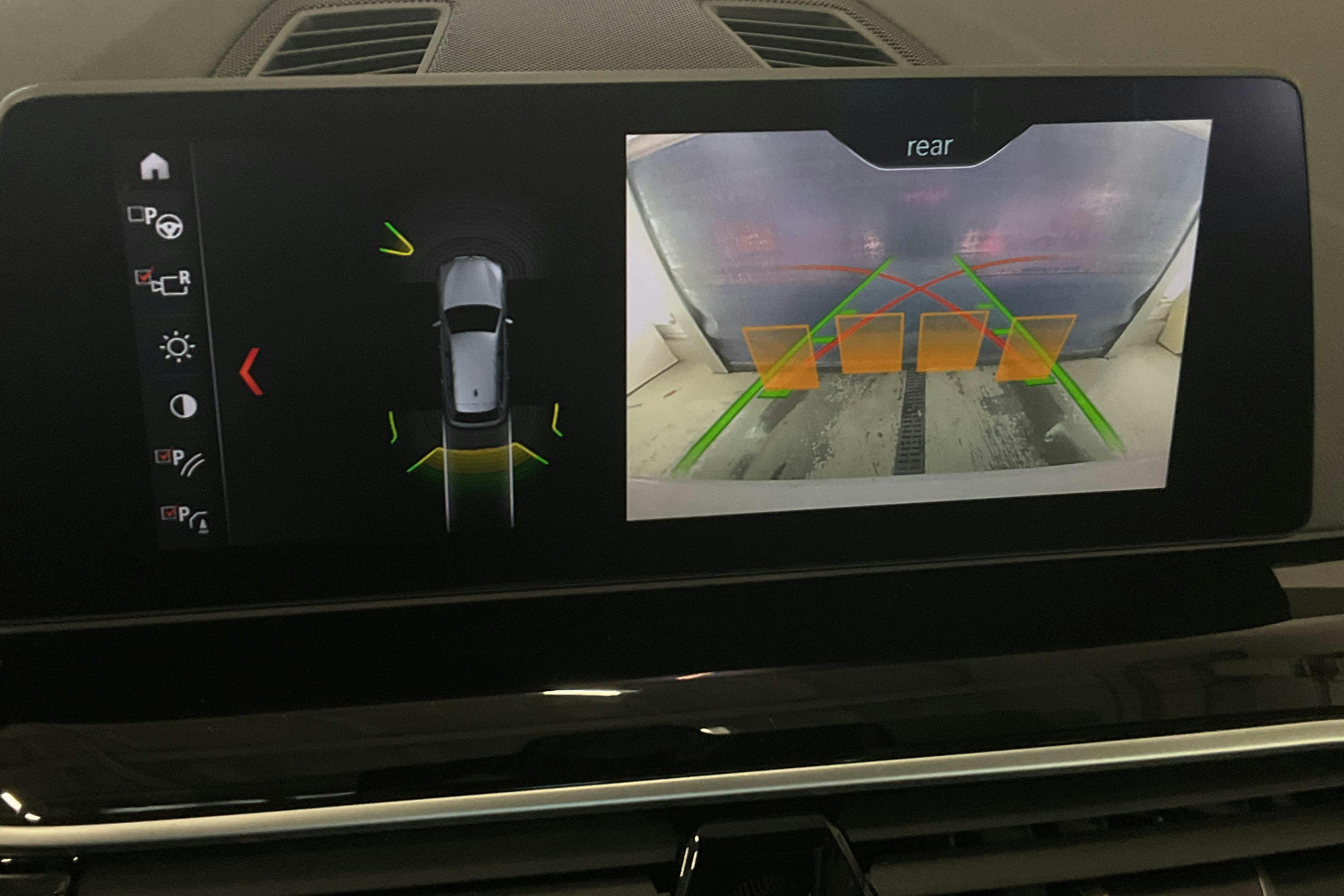 Vehicle Image 13