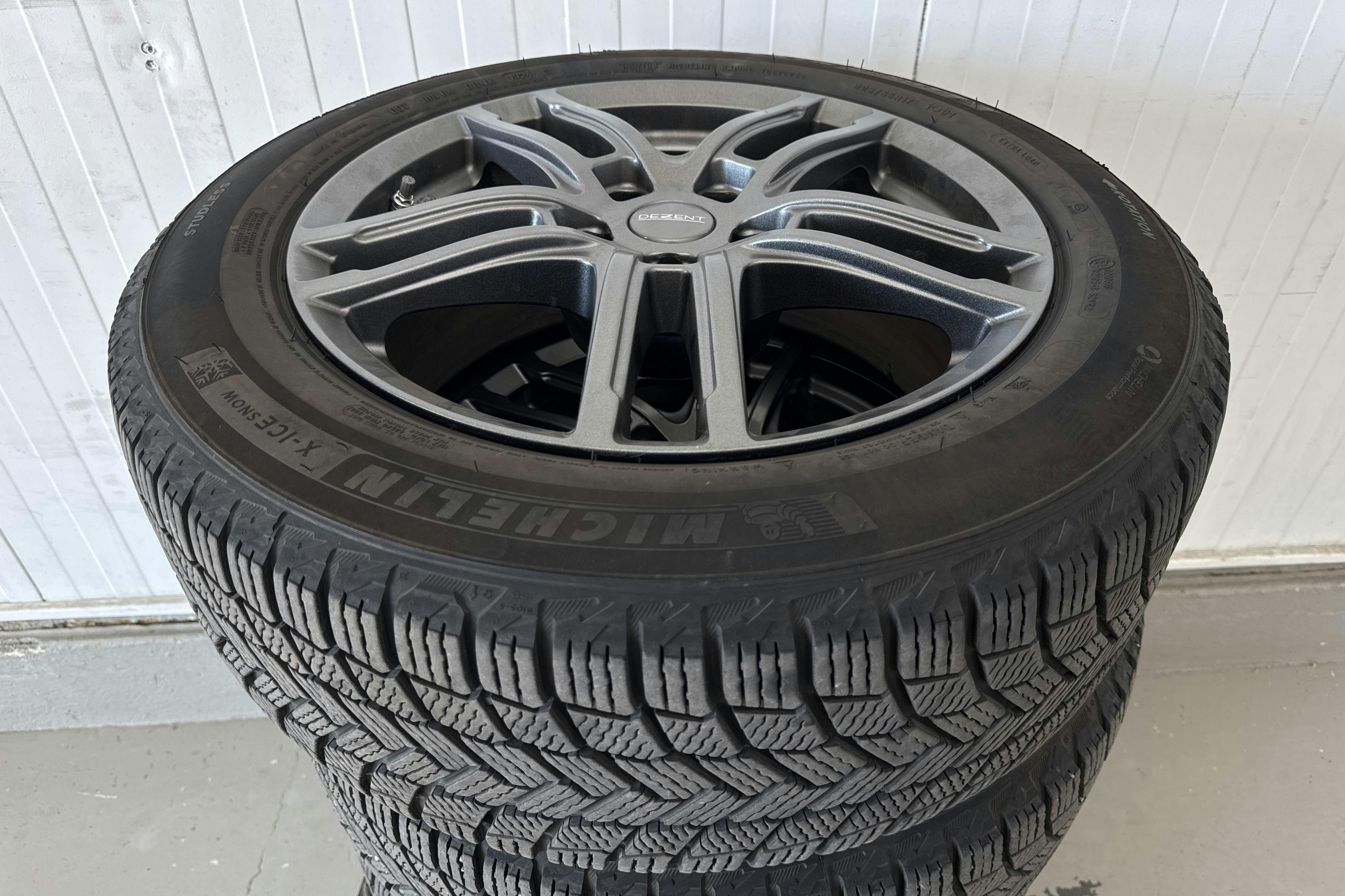 Vehicle Image 20