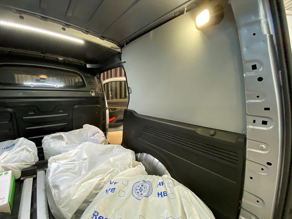 Vehicle Image 30