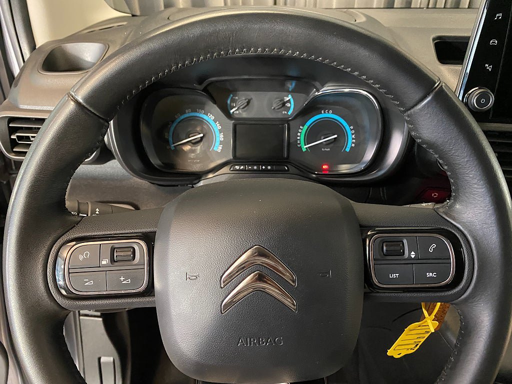 Vehicle Image 45