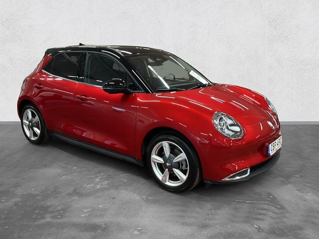 Vehicle Image 7