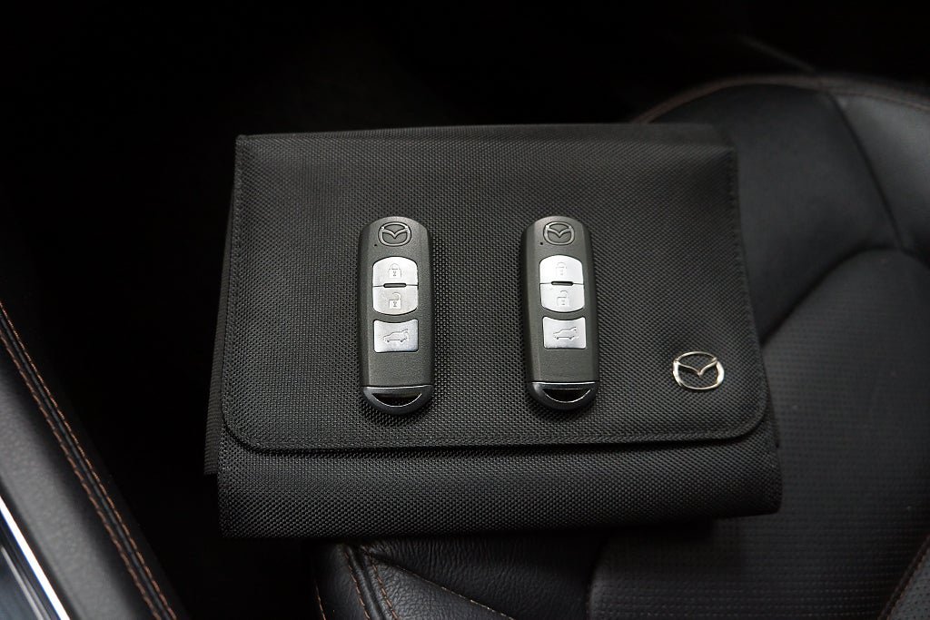 Vehicle Image 17