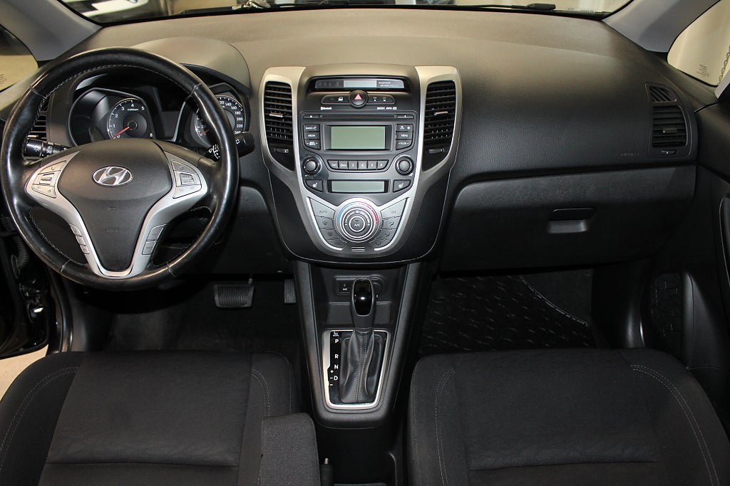 Vehicle Image 14