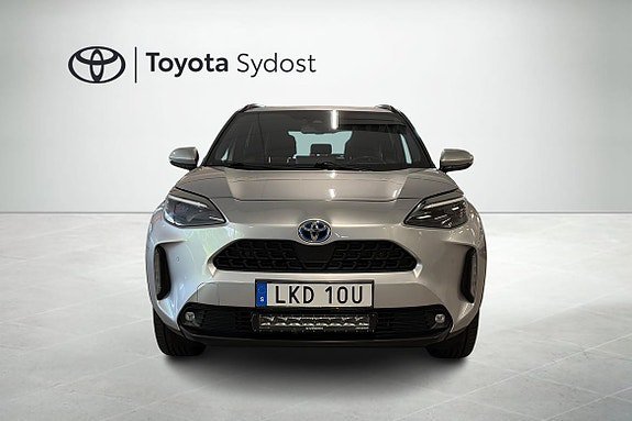 Vehicle Image 6