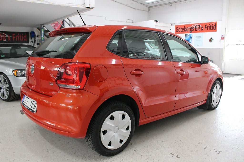 Vehicle Image 7
