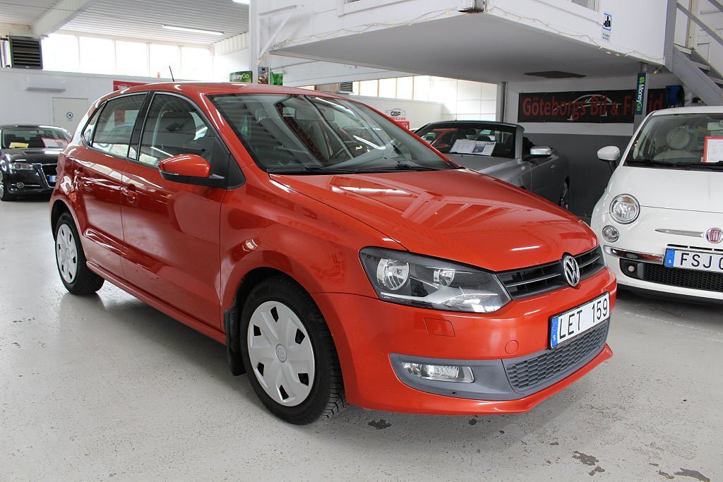 Vehicle Image 9