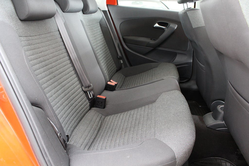 Vehicle Image 16