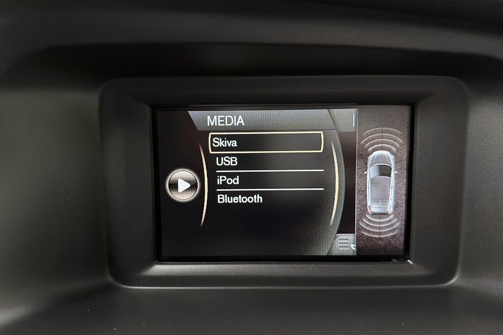 Vehicle Image 15