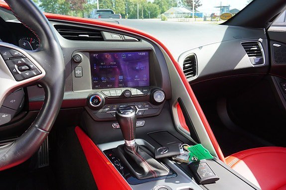 Vehicle Image 19