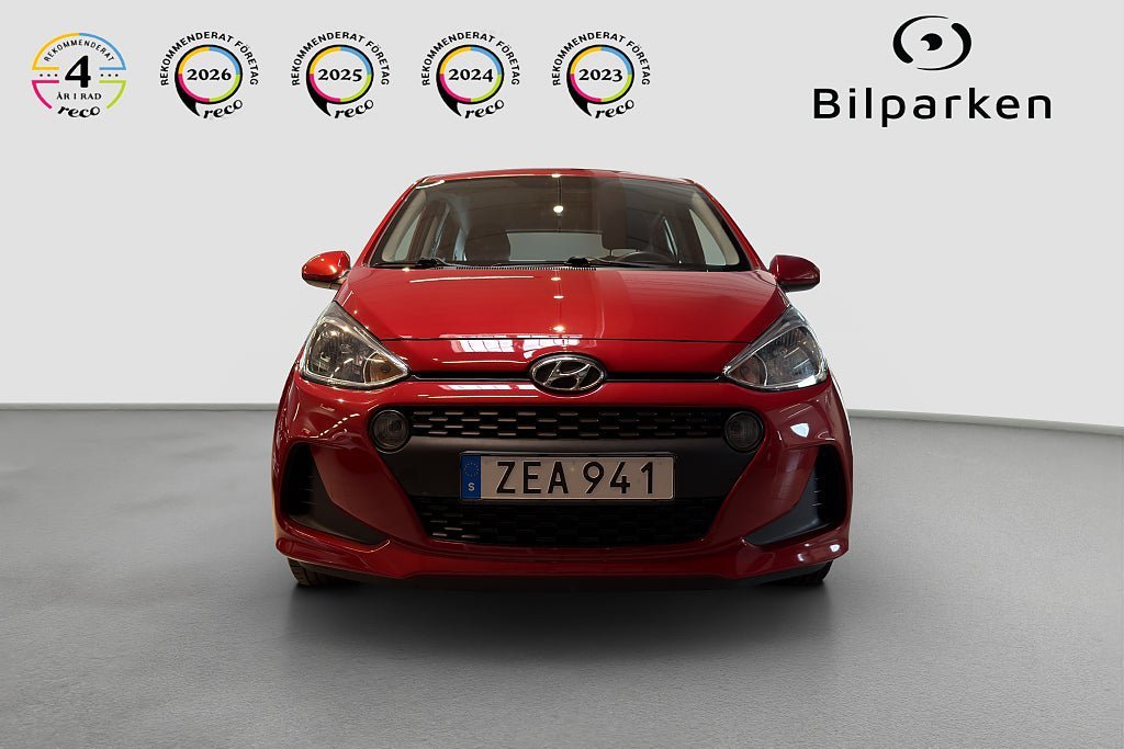 Vehicle Image 5