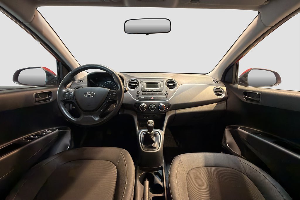 Vehicle Image 11