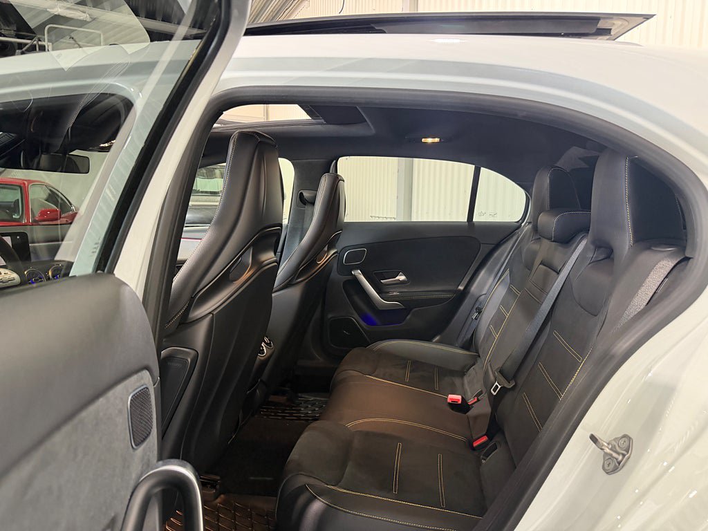 Vehicle Image 22
