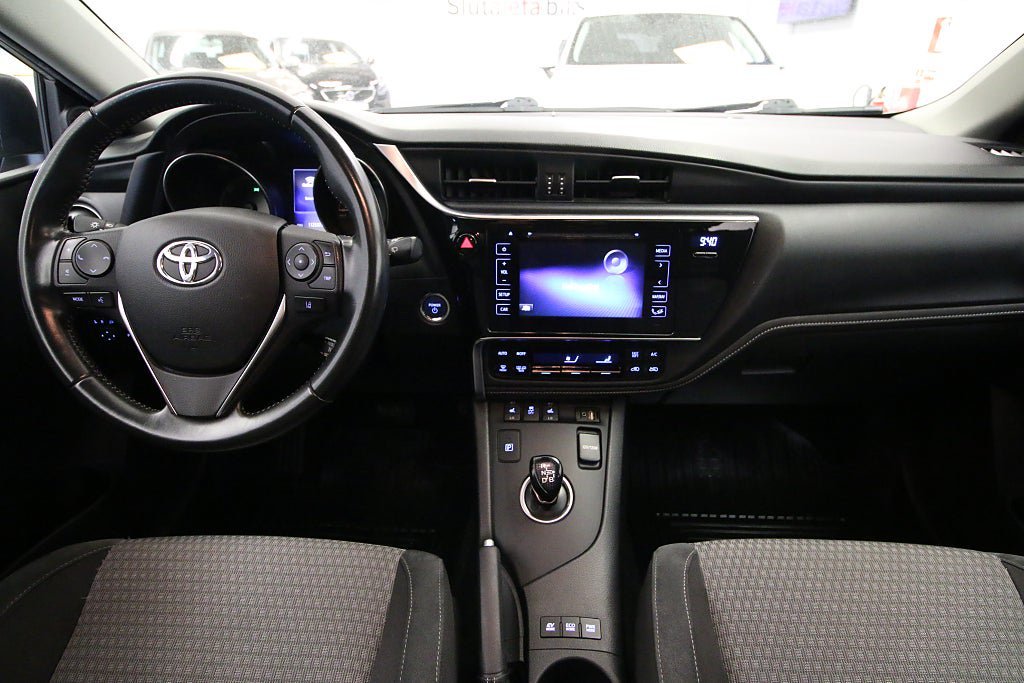Vehicle Image 13