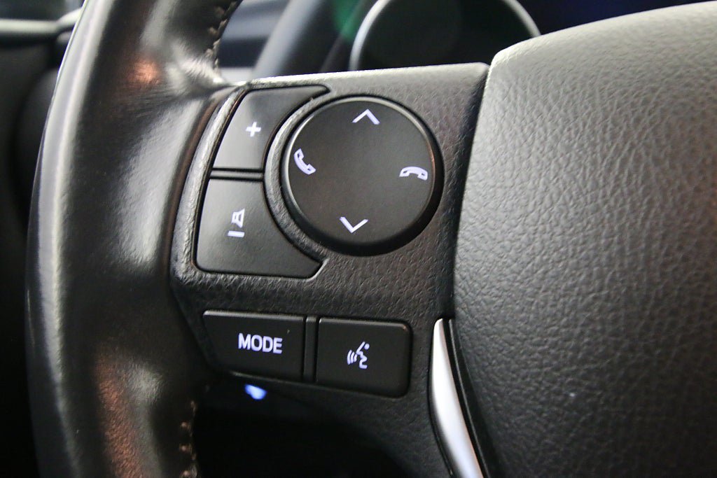 Vehicle Image 17