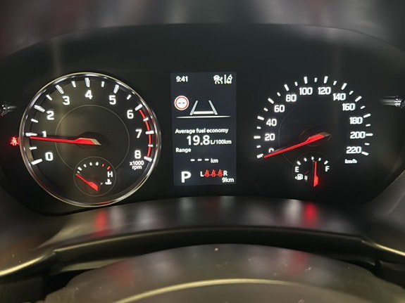 Vehicle Image 10