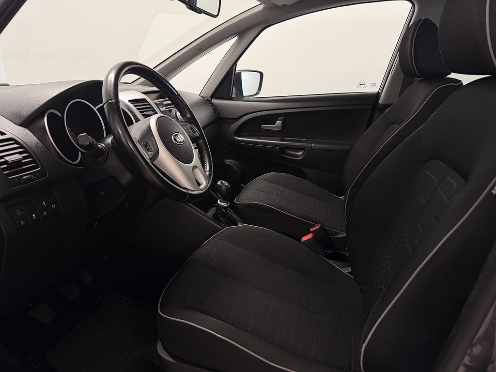 Vehicle Image 7