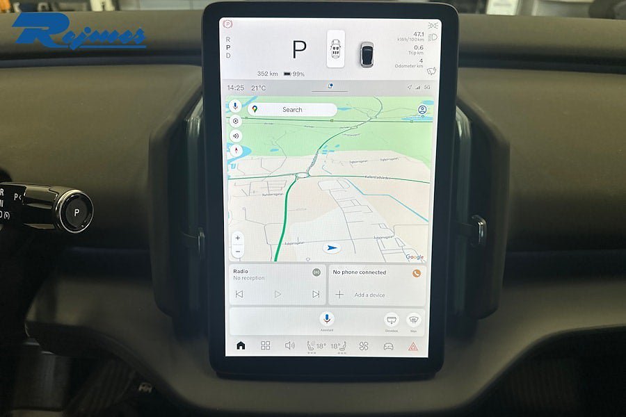 Vehicle Image 11