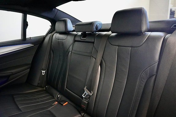 Vehicle Image 28
