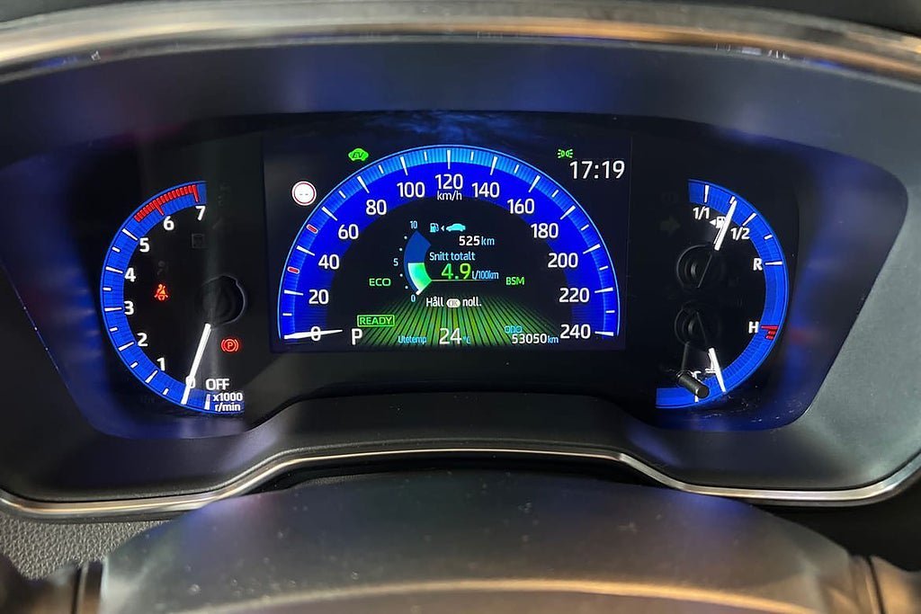 Vehicle Image 15