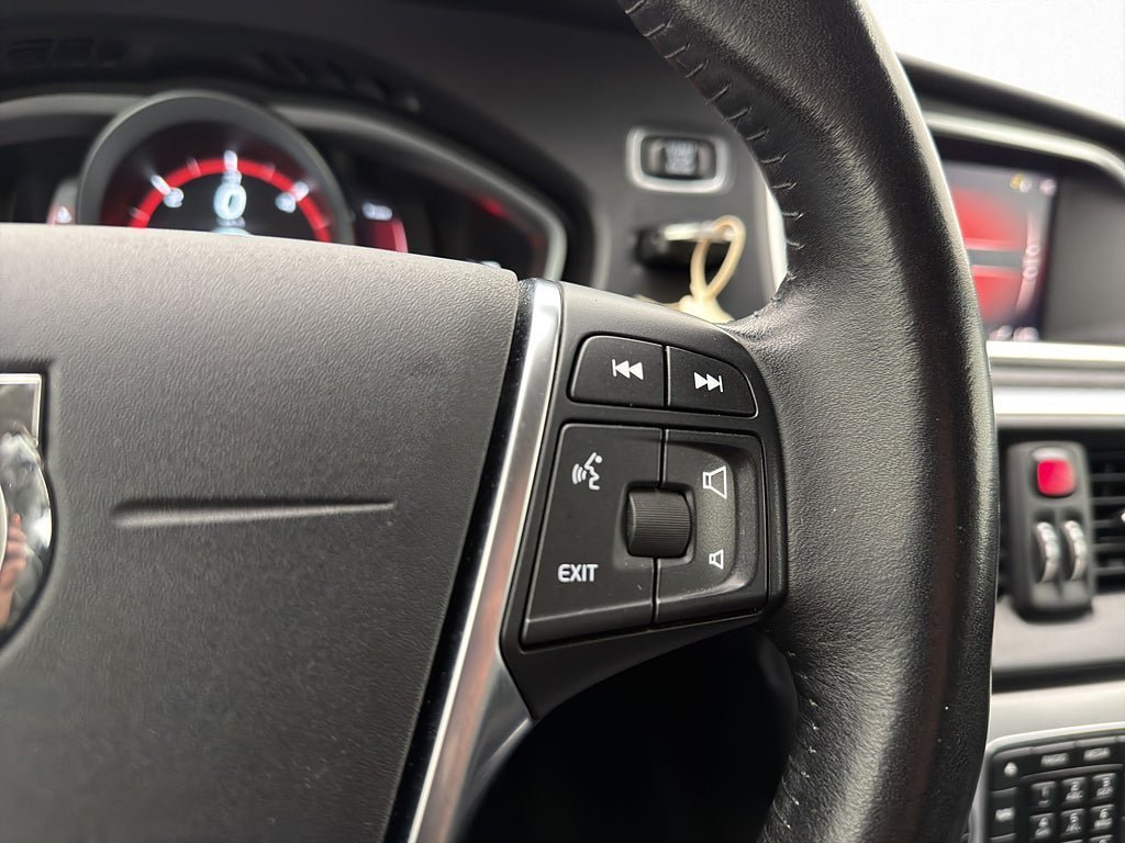 Vehicle Image 26