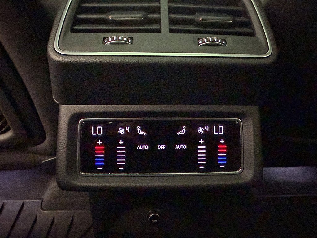 Vehicle Image 27