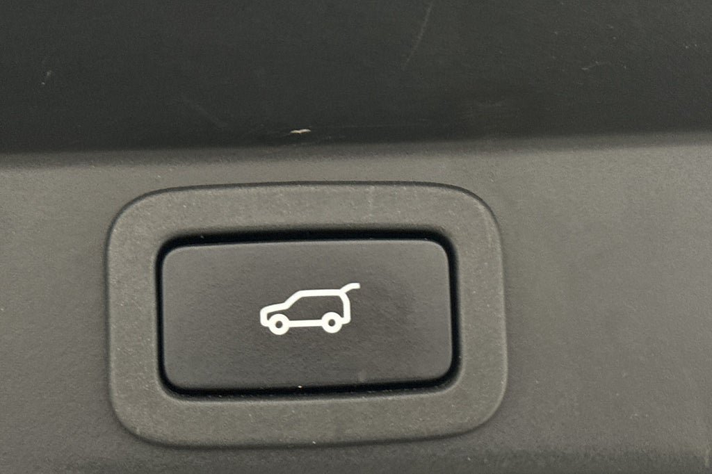 Vehicle Image 34