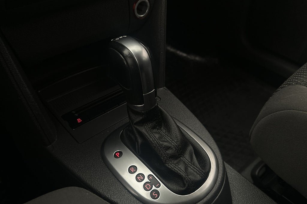 Vehicle Image 26