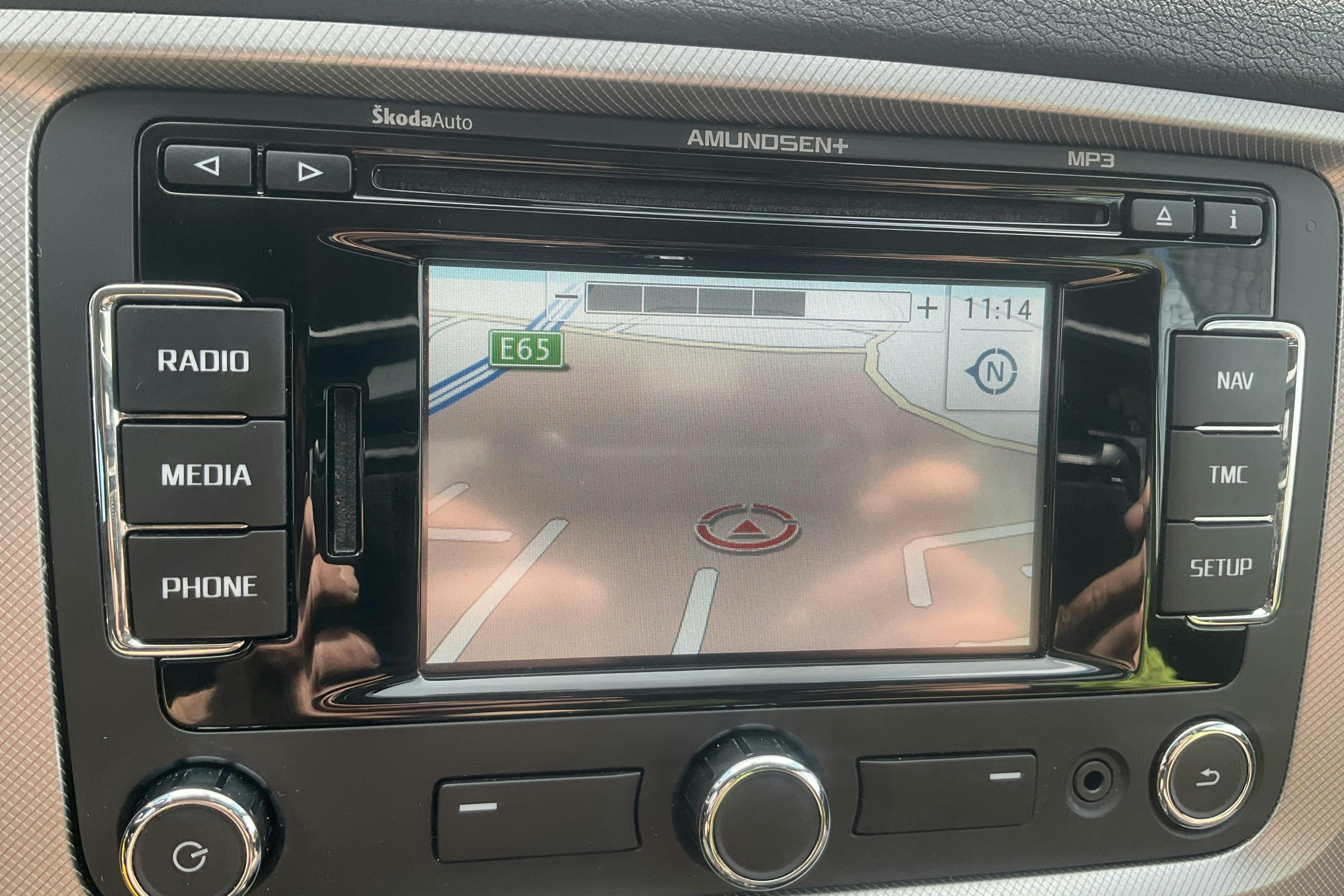 Vehicle Image 11