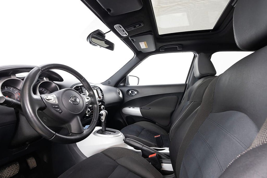 Vehicle Image 16