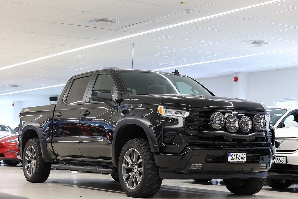 Vehicle Image 6