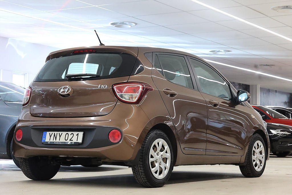 Vehicle Image 7
