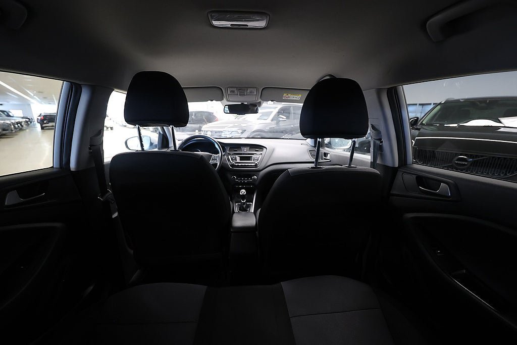 Vehicle Image 10