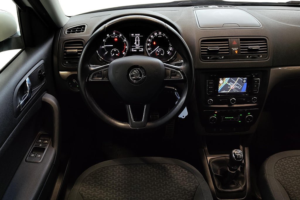 Vehicle Image 11