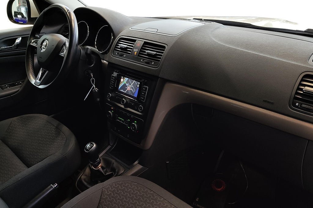 Vehicle Image 14