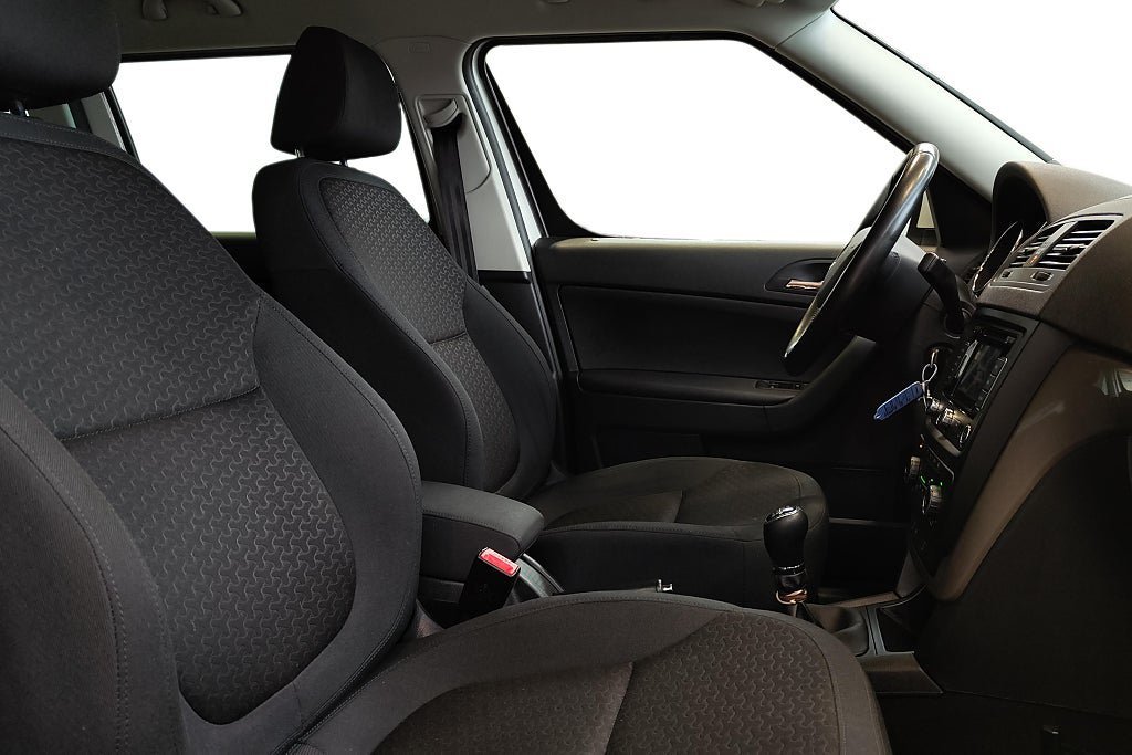 Vehicle Image 15