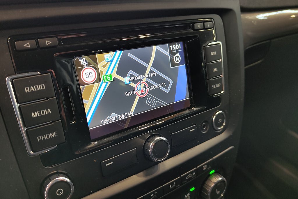 Vehicle Image 17