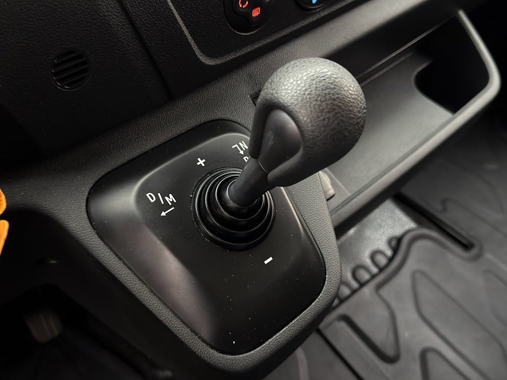Vehicle Image 24