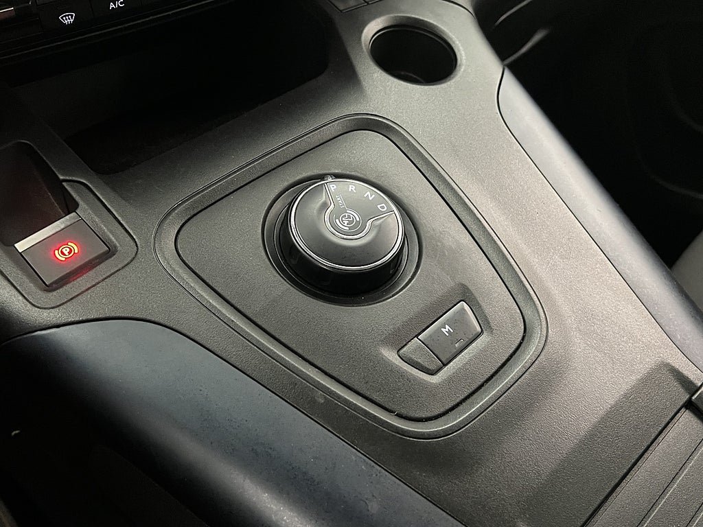 Vehicle Image 24