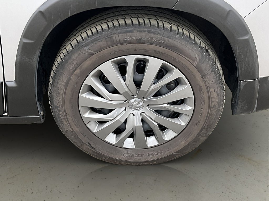 Vehicle Image 33