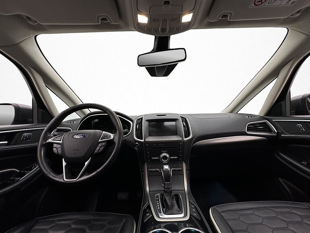 Vehicle Image 19