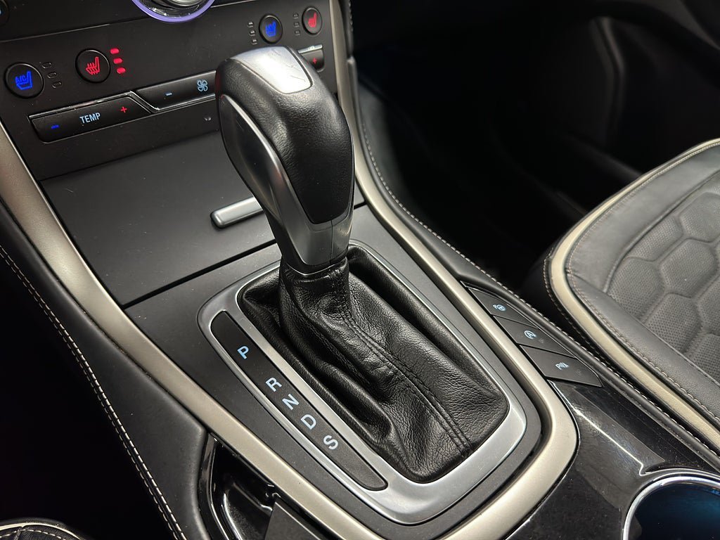 Vehicle Image 30