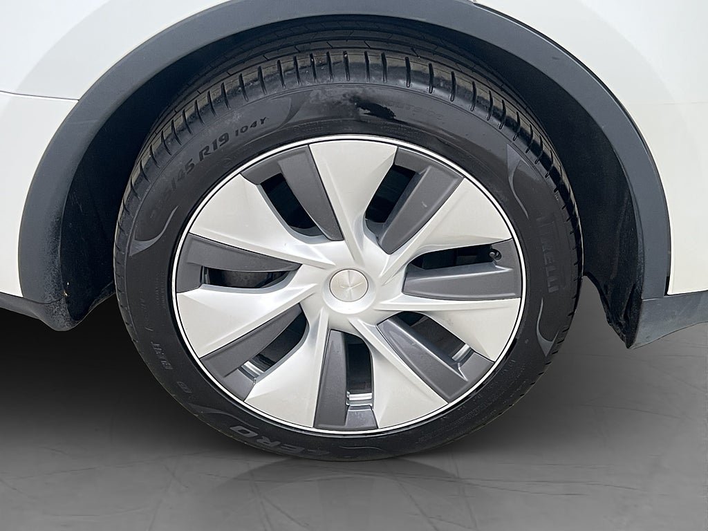 Vehicle Image 30