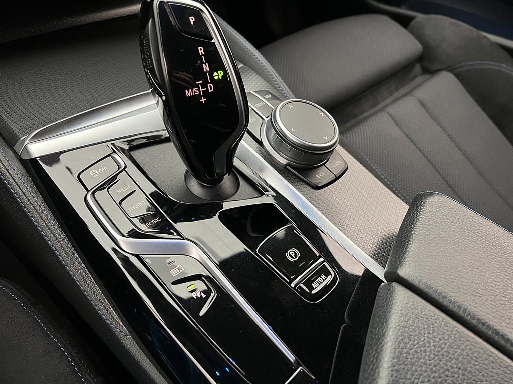 Vehicle Image 27